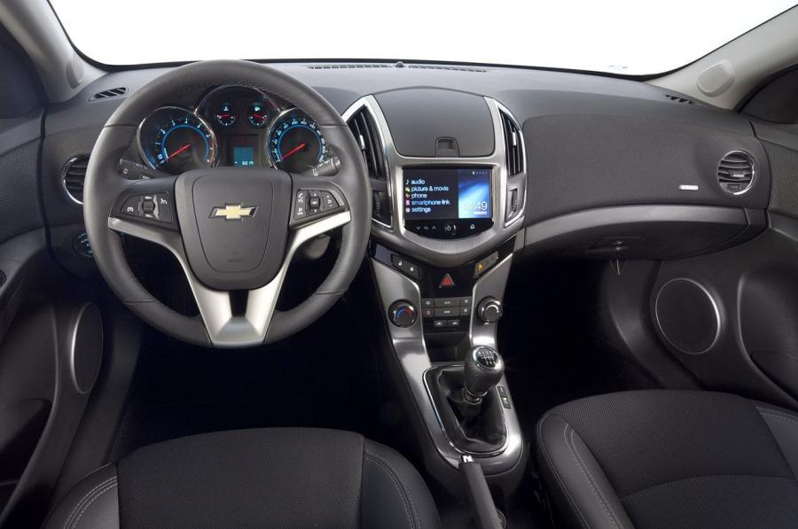  Chevrolet Cruze Station Wagon 2012 года  (фото 143 из 157)
